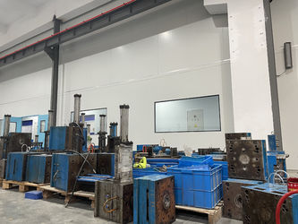 চীন NINGBO XINYAN PACKAGING CO.,LTD